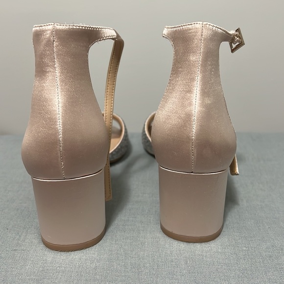 Badgley Mischka bridal shoes! - Picture 3 of 5